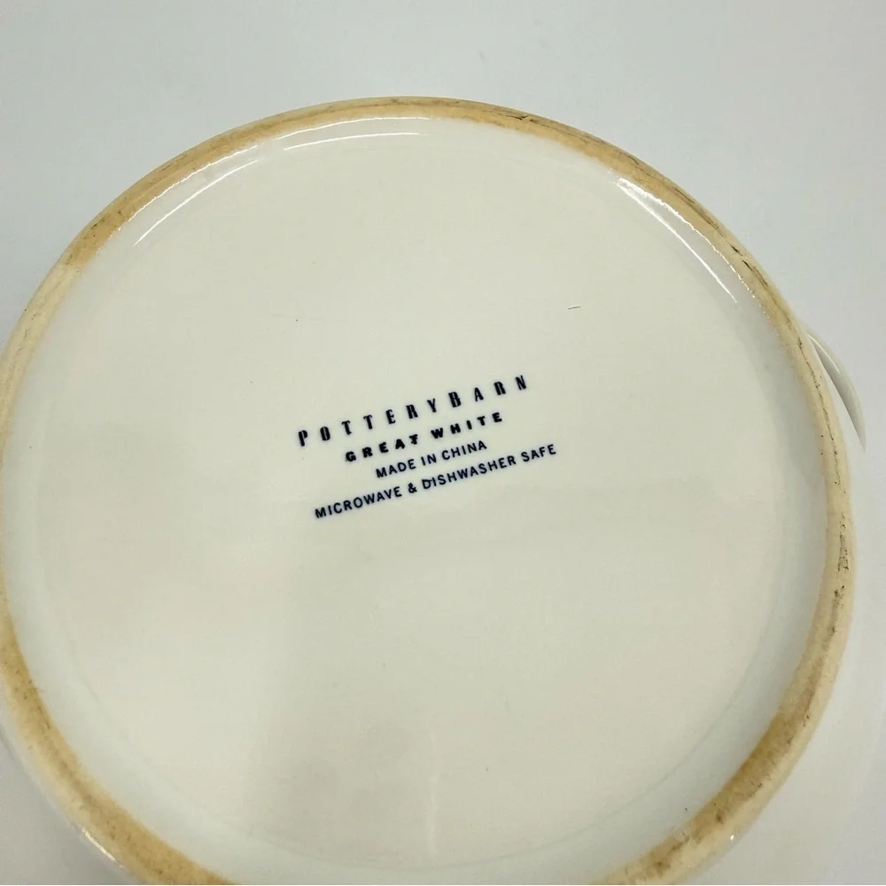 POTTERY BARN CHINA Great White Collection Rim Shape Soup Tureen, Lid, and Ladle